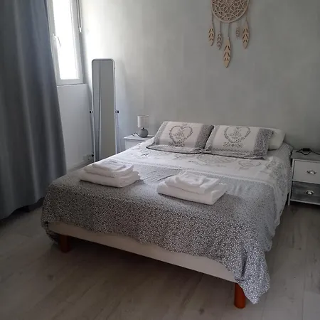 Holiday home Repos Au Bord De L'eau *