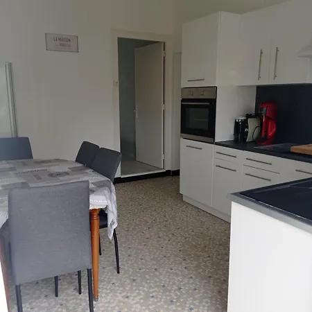 Holiday home Repos Au Bord De L'eau *